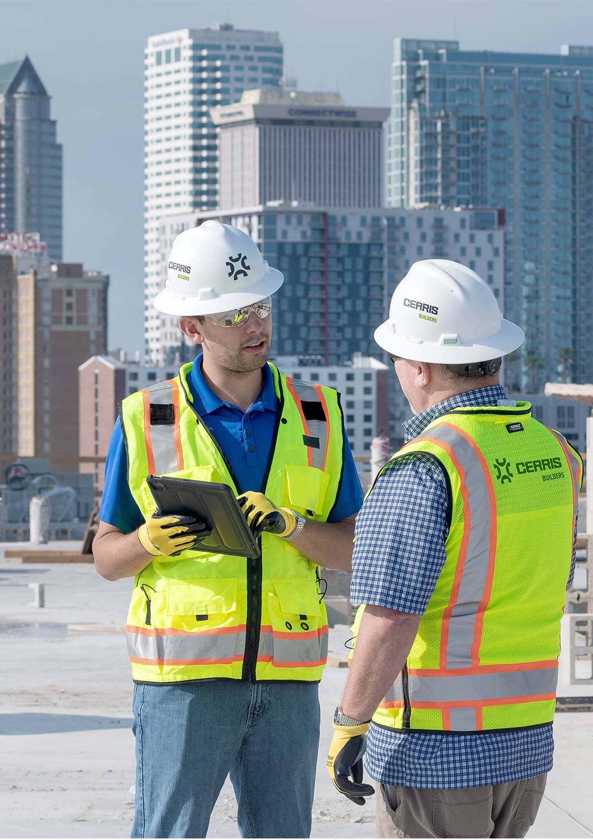 Cerris Builders (formerly MW Builders) Celebrates Tampa Heights Apartments Topping out