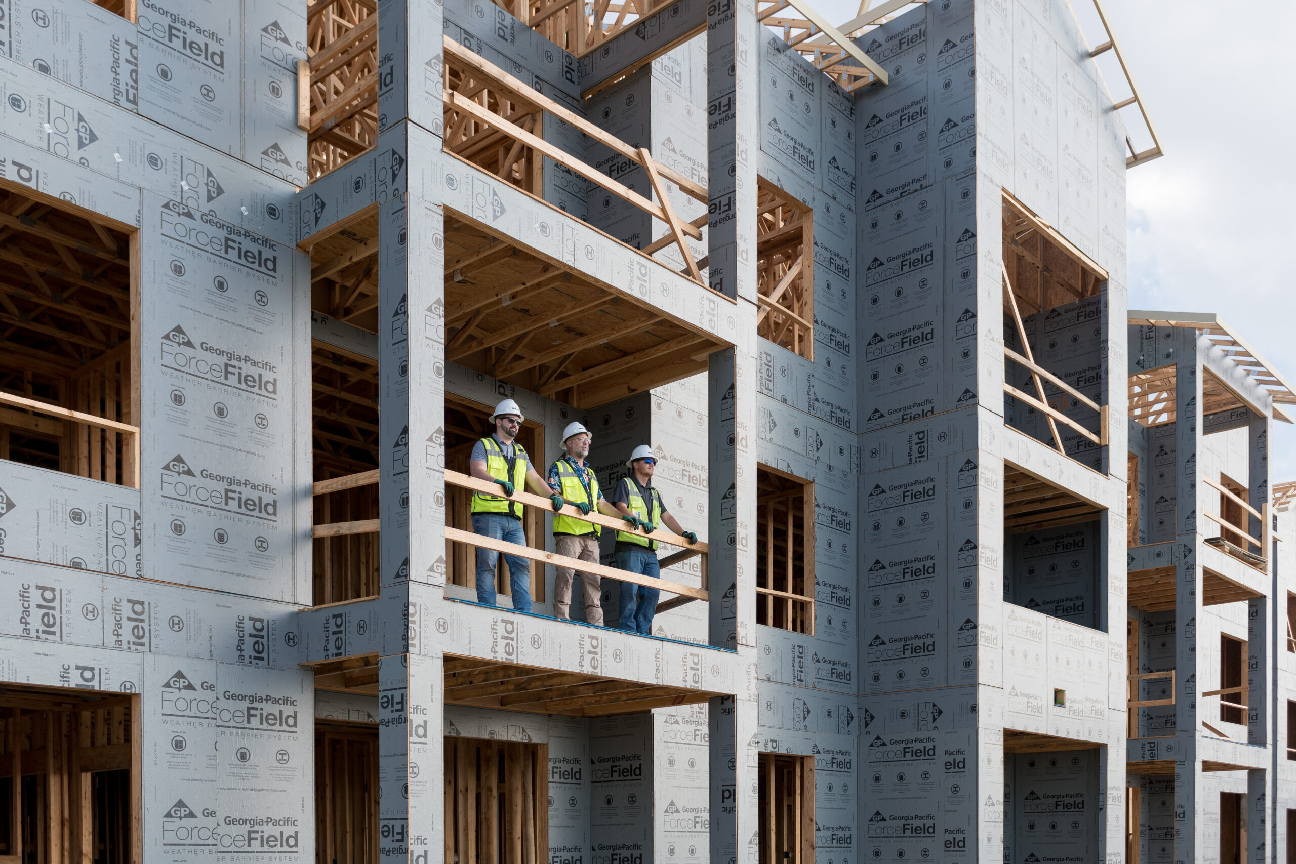 Cerris Builders (formerly MW Builders) Celebrates Trailhead at Chisholm Trail Topping out